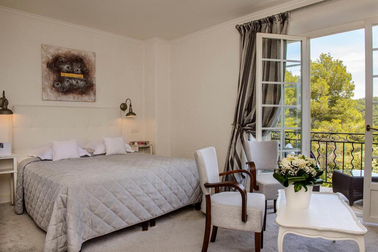 La Bastide De Tourtour Hotel & Spa Exterior photo