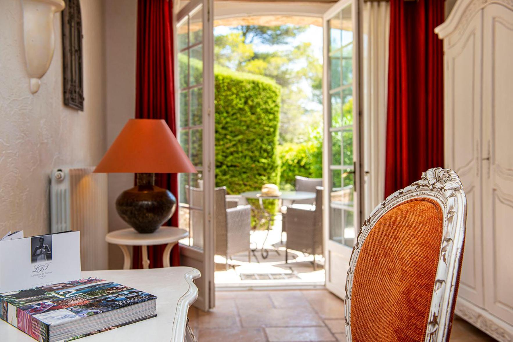 La Bastide De Tourtour Hotel & Spa Exterior photo